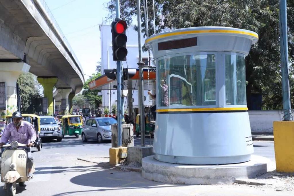 traffic kiosk