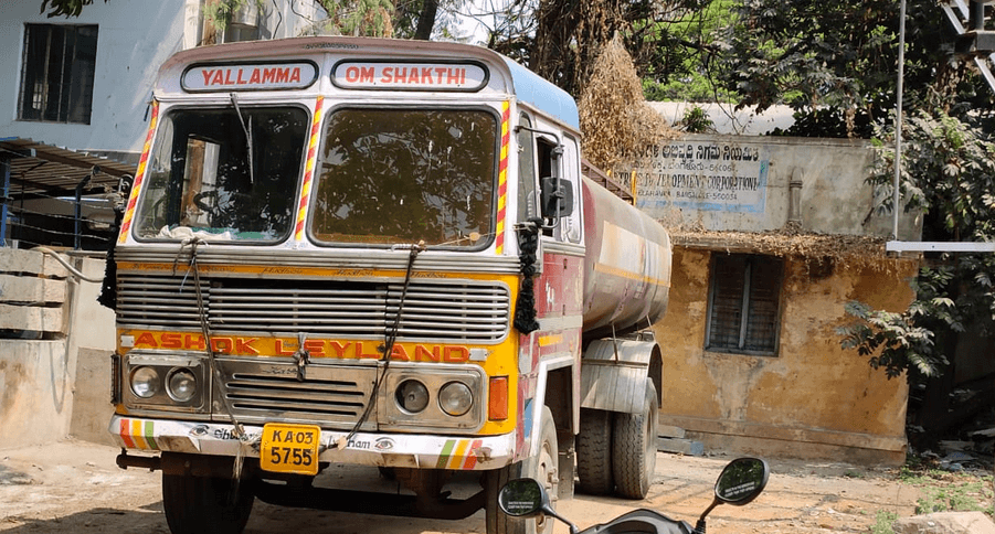 Water tanker carrying hazardous chemicals seized due to alert marshalls 2