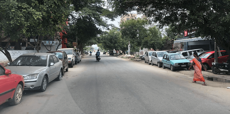 City's footpaths invaded by vehicles  1