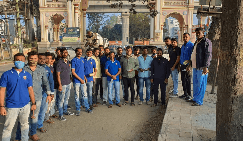 Citizens free 110 trees from nails across the city 5